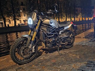 2024 Benelli Leoncino 800 Trail, серый, 600000 рублей, вид 3