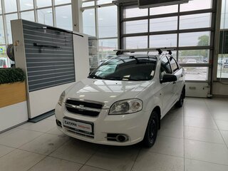 2011 Chevrolet Aveo I Рестайлинг, белый, 280000 рублей, вид 1
