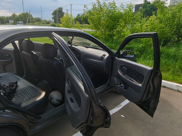 2006 Kia Spectra I Рестайлинг 2, серый, 260000 рублей - вид 8