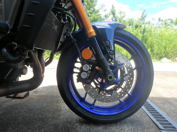 2021 Yamaha MT-09 (FZ-09), серый, 1150000 рублей - вид 15