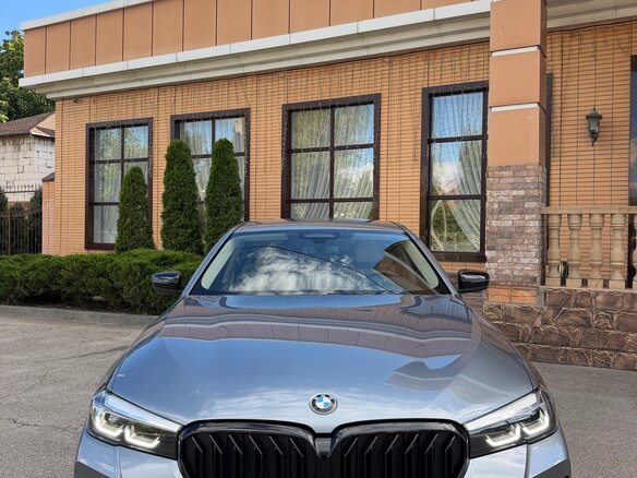 2020 BMW 5 серии 530d VII (G30/G31/G38) Рестайлинг, серый, 3790000 рублей