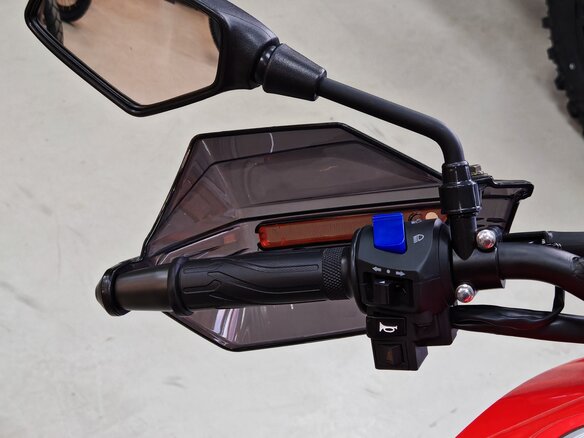 2026 Loncin MS250, красный, 176000 рублей - вид 13