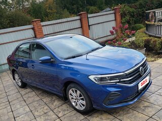 2022 Volkswagen Polo VI, синий, 1700000 рублей, вид 2