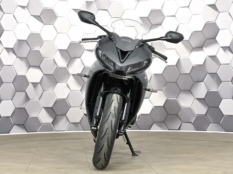 2024 Triumph Daytona 660, серый, 959000 рублей, вид 5