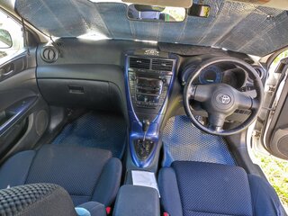 2002 Toyota Caldina III, белый, 650000 рублей, вид 4