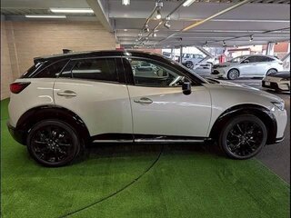 2022 Mazda CX-3 I Рестайлинг, чёрный, 1400000 рублей, вид 3
