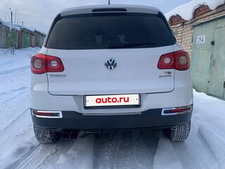 2011 Volkswagen Tiguan I, белый, 1150000 рублей, вид 2