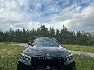 2022 BMW X3 20i xDrive III (G01) Рестайлинг, чёрный, 5700000 рублей, вид 2