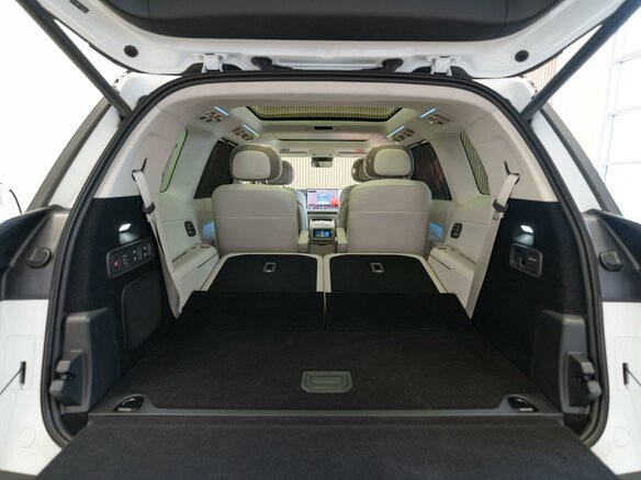 2026 Lynk & Co 900, белый, 8500000 рублей - вид 28