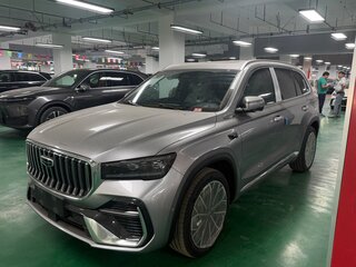 2026 Geely Monjaro (Xingyue L) I Рестайлинг 2 (China Market), серый, 3999000 рублей, вид 2