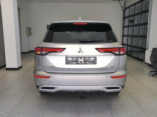 2022 Mitsubishi Outlander IV, серый, 3750000 рублей, вид 5
