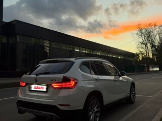 2014 BMW X1 20i I (E84) Рестайлинг, белый, 1650000 рублей, вид 3