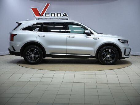 2020 Kia Sorento IV, серебристый, 2990000 рублей, вид 4