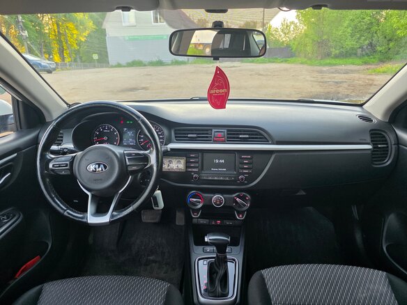 2018 Kia Rio IV, белый - вид 5