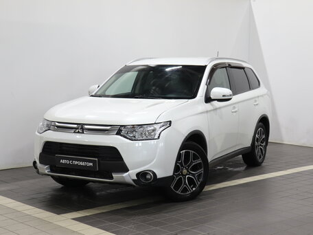 Mitsubishi Outlander III