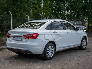 2018 Lada (ВАЗ) Vesta I, белый, 692000 рублей, вид 2