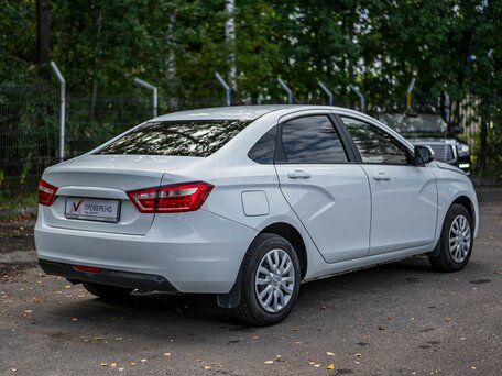 2018 Lada (ВАЗ) Vesta I, белый, 692000 рублей, вид 2