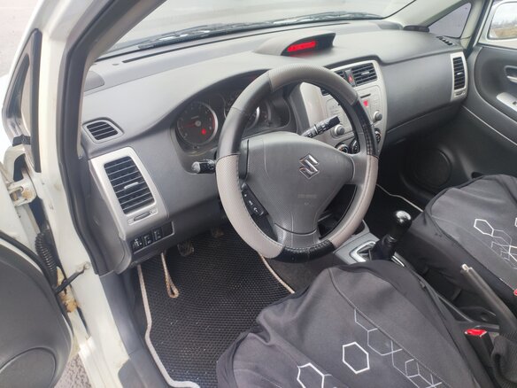 2007 Suzuki Liana I Рестайлинг, белый, 470000 рублей - вид 6