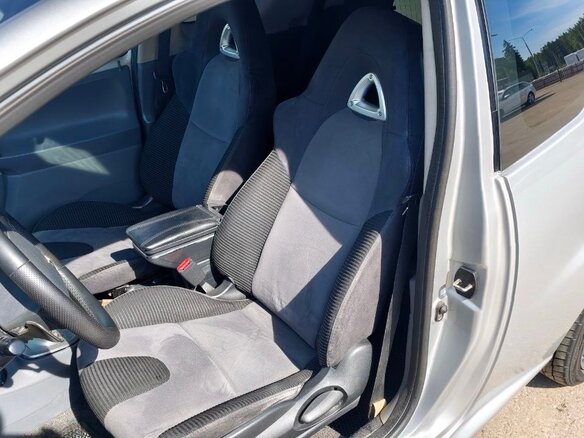 2007 Peugeot 107 I, серебристый, 700000 рублей - вид 25