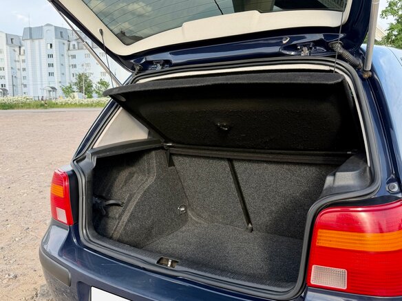 2002 Volkswagen Golf IV, синий, 375000 рублей - вид 28
