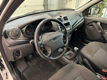 2026 LADA (ВАЗ) Granta, белый, 1555100 рублей, вид 4
