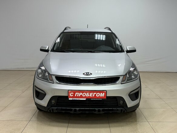 2020 Kia Rio X-Line IV, серый, 1250000 рублей - вид 1