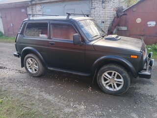 2002 Lada (ВАЗ) 2121 (4x4) I Рестайлинг, чёрный, 295000 рублей, вид 3