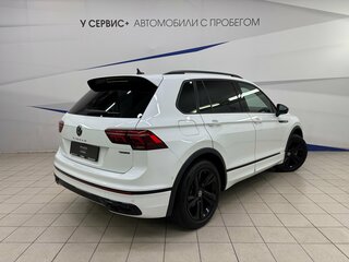2021 Volkswagen Tiguan II Рестайлинг, белый, 4080000 рублей, вид 3