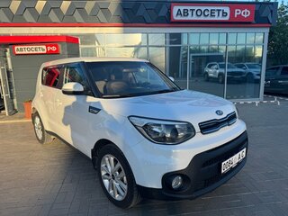 2018 Kia Soul II Рестайлинг, белый, 1229900 рублей, вид 2