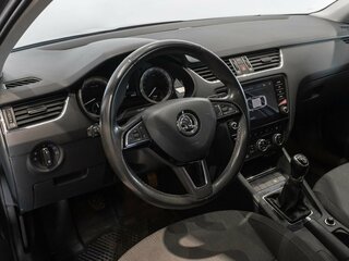 2017 Skoda Octavia III (A7) Рестайлинг, серый, 2093000 рублей, вид 5