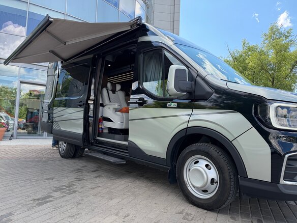 2024 Ford Transit, чёрный, 13900000 рублей - вид 13