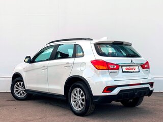2017 Mitsubishi ASX I Рестайлинг 2, белый, 1025000 рублей, вид 5