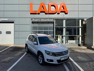 2013 Volkswagen Tiguan I Рестайлинг, белый, 1195000 рублей, вид 1