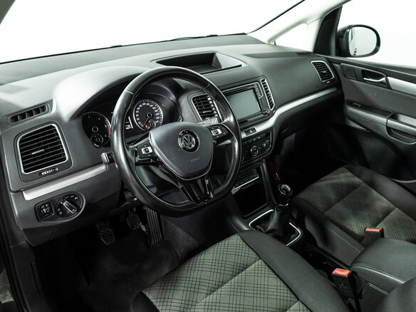 2019 Volkswagen Sharan II Рестайлинг, серый, 2576683 рублей - вид 10