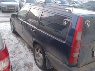 1998 Volvo V70 XC I, синий, 370000 рублей, вид 4
