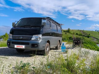 2002 Nissan Caravan IV (E25), чёрный, 900000 рублей, вид 1