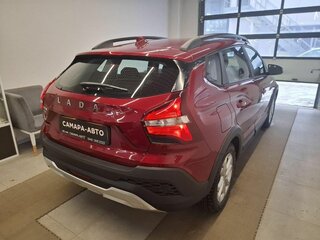 2026 Lada (ВАЗ) Iskra SW Cross, красный, 1767000 рублей, вид 4