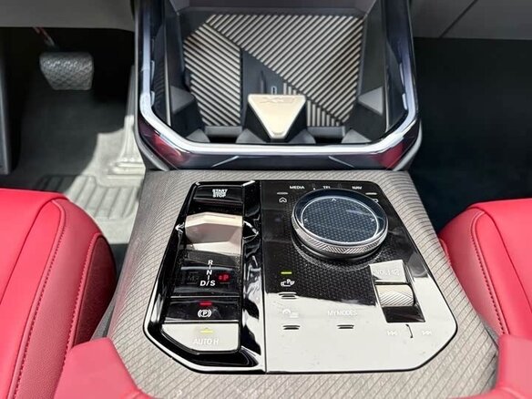 2025 BMW X3 Long 25L xDrive IV (G45/G48), белый, 6200000 рублей - вид 11