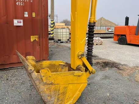 2012 Komatsu PC130, жёлтый, 6900000 рублей, вид 2
