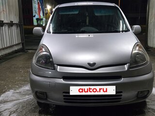 2002 Toyota FunCargo, серебристый, 499000 рублей, вид 1