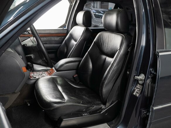 1998 Mercedes-Benz S-Класс 320 III (W140) Рестайлинг, чёрный, 1799000 рублей - вид 9