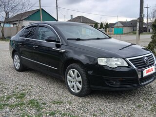 2005 Volkswagen Passat B6, чёрный, 650000 рублей, вид 3
