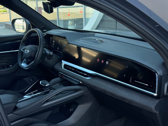 2024 Geely Monjaro (Xingyue L) I, серый, 4041000 рублей - вид 13