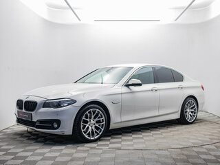 2014 BMW 5 серии 528i xDrive VI (F10/F11/F07) Рестайлинг, белый, 1805000 рублей, вид 1