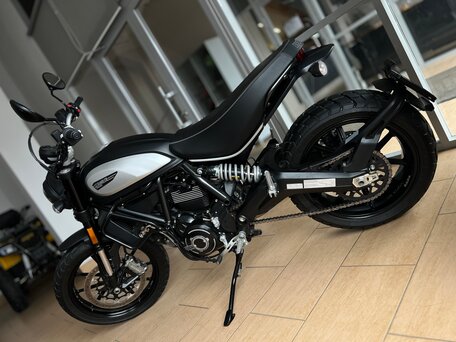 2021 Ducati Scrambler 800, чёрный, 900000 рублей, вид 4