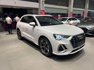 2023 Audi Q3 35 TFSI II (F3), белый, 2560000 рублей, вид 5