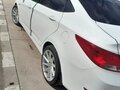2016 Hyundai Solaris I Рестайлинг, белый, 930000 рублей - вид 3