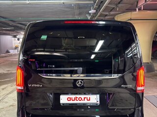 2017 Mercedes-Benz V-Класс Extra Long 250 d экстра длинный III (W447), чёрный, 6500000 рублей, вид 3