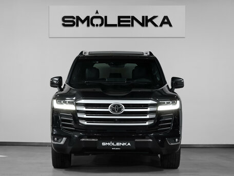 2022 Toyota Land Cruiser 300 Series, чёрный, 9800000 рублей, вид 2
