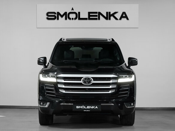 2022 Toyota Land Cruiser 300 Series, чёрный - вид 2